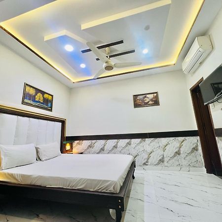 Oriole Guest House Economy Living Исламабад Экстерьер фото