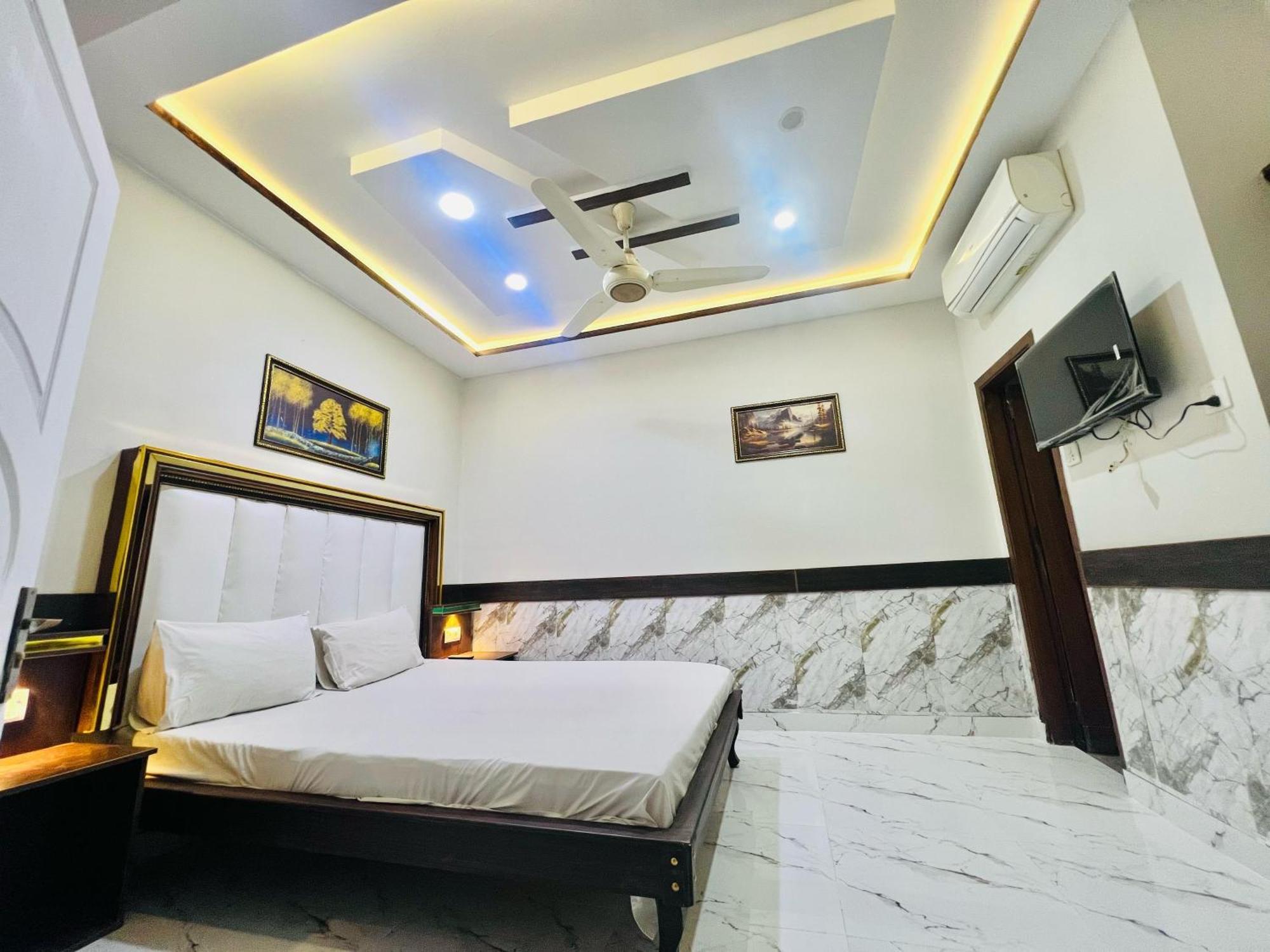 Oriole Guest House Economy Living Исламабад Экстерьер фото
